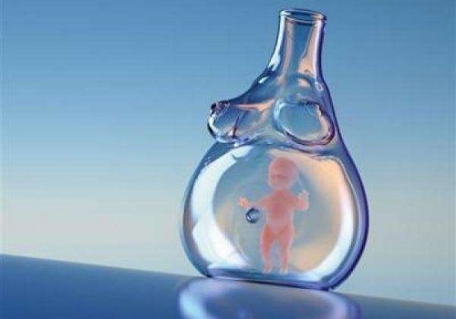 试管婴儿移植后不能信的谣言：完全躺床休息